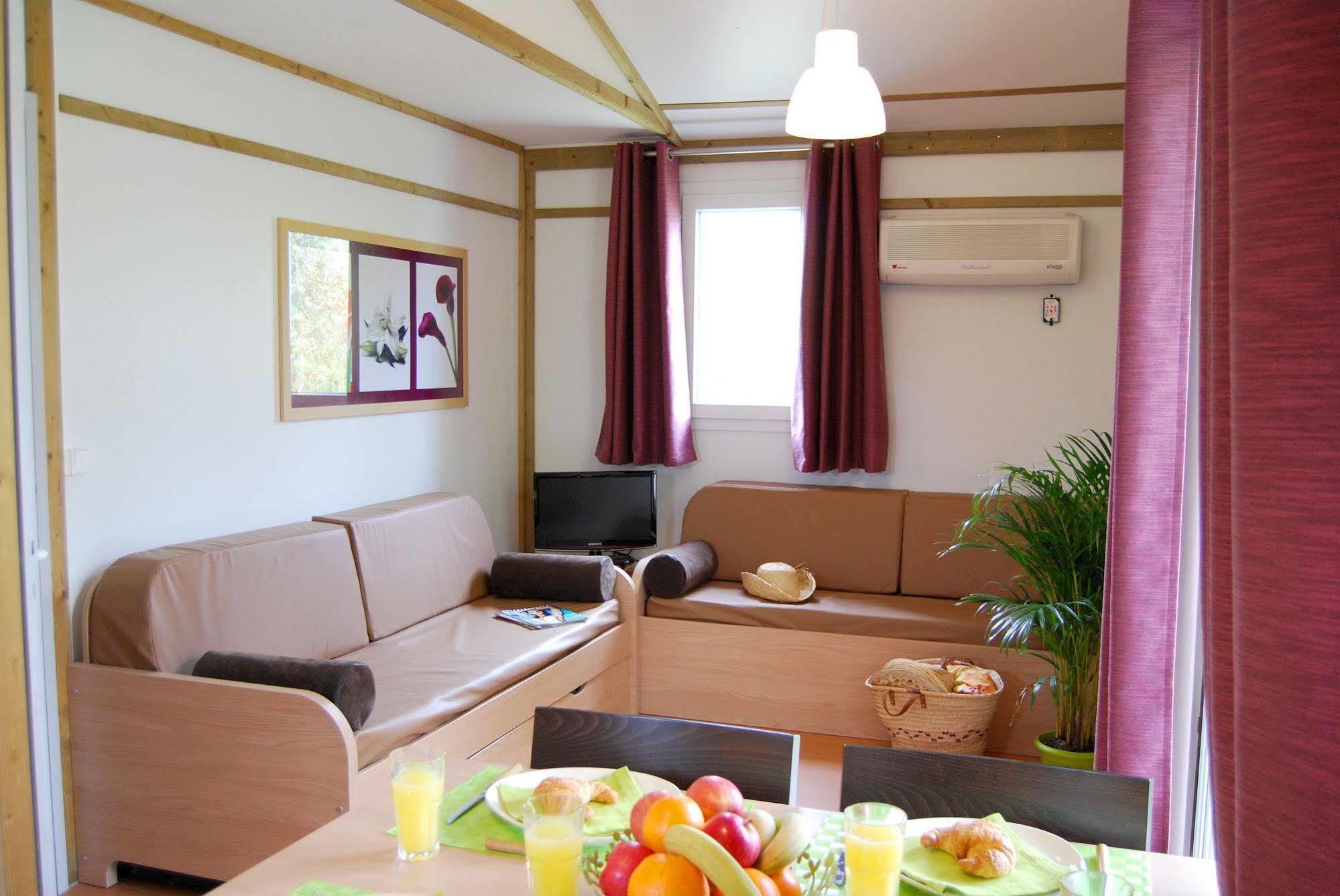 Lagrange Grand Bleu Vacances - Residence Port Lalande Castelmoron-sur-Lot Ngoại thất bức ảnh