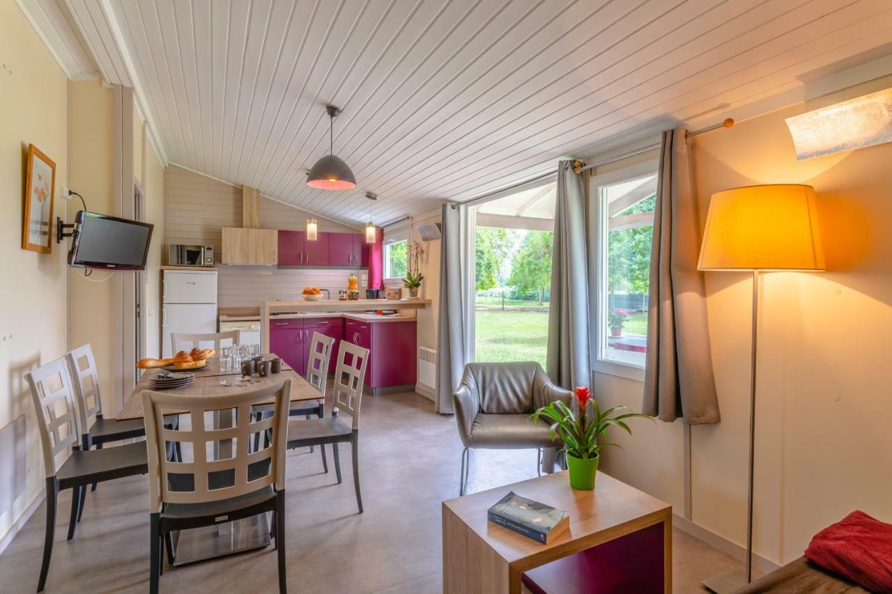Lagrange Grand Bleu Vacances - Residence Port Lalande Castelmoron-sur-Lot Ngoại thất bức ảnh